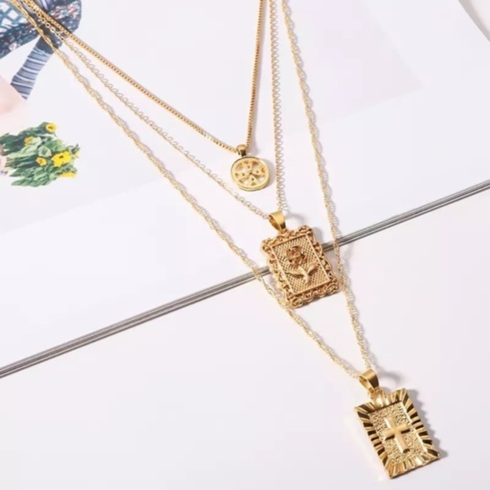 3/$30 💛 Goddess Multi Layer Pendant Necklace - Picture 3 of 7